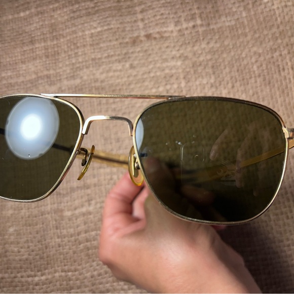 American Optical AO 5 1/2 Gold
1/10 12K GF Vintage Aviator
Sunglasses Pilot - Picture 3 of 7